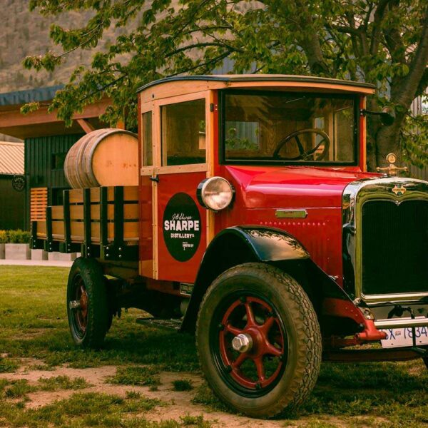 andre-paul-pinces_Sharpe-Distillery_2023-1500