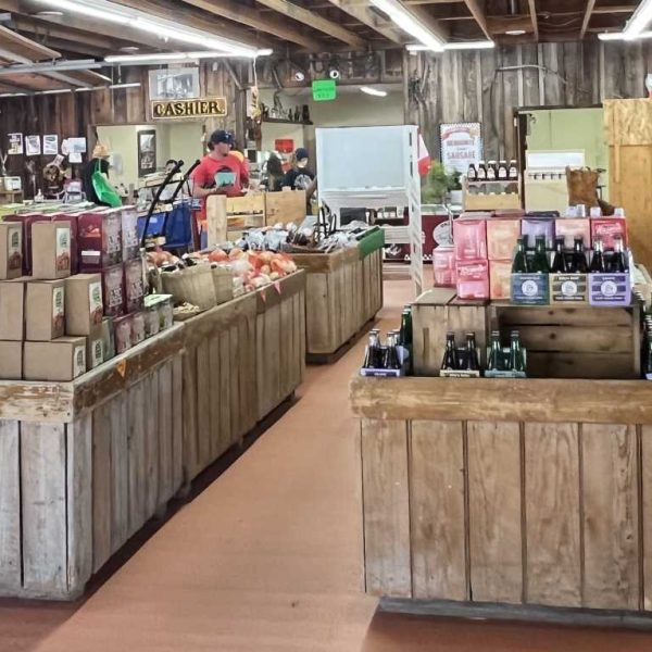 Bears-Fruit-Stand-wide-angle-interior
