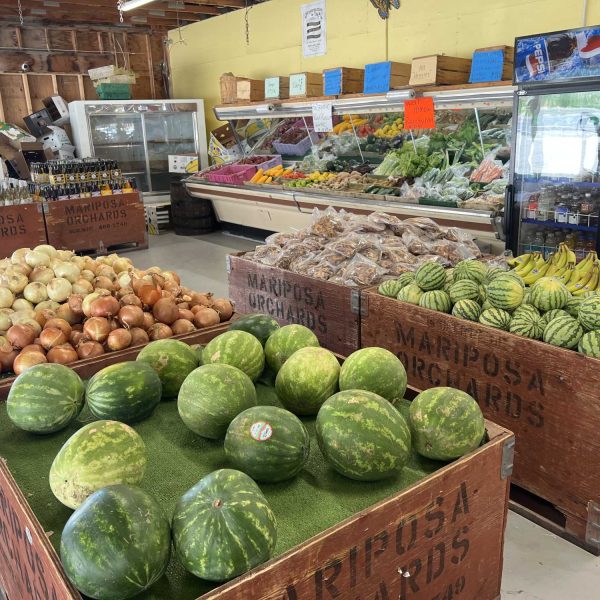 Mariposa-fruit-melons-SCS